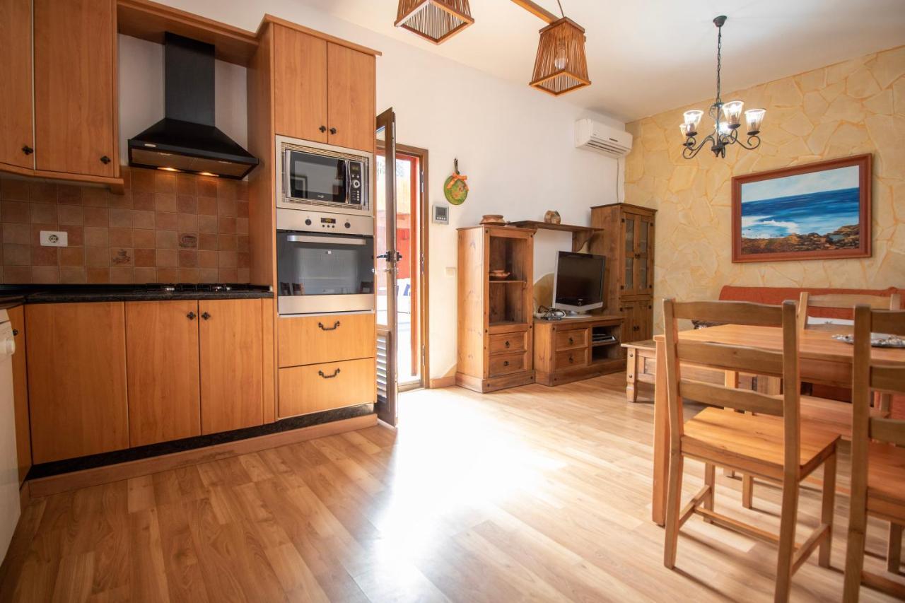 Appartamento Mountain Sea Views & Pool *
